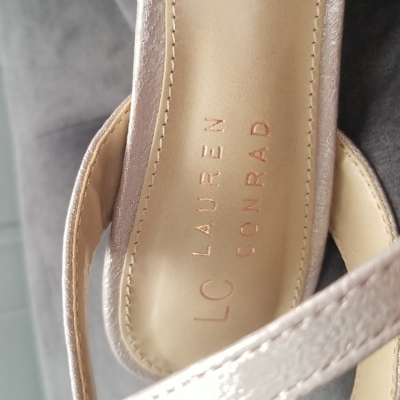 LC Lauren Conrad Light Champagne Rose Pink Dressed Sandals 6M NWOT - Picture 11 of 11